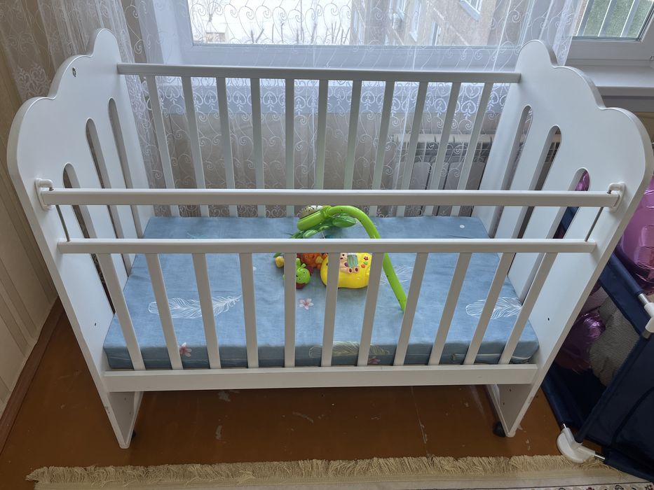 Продам кровать детскую