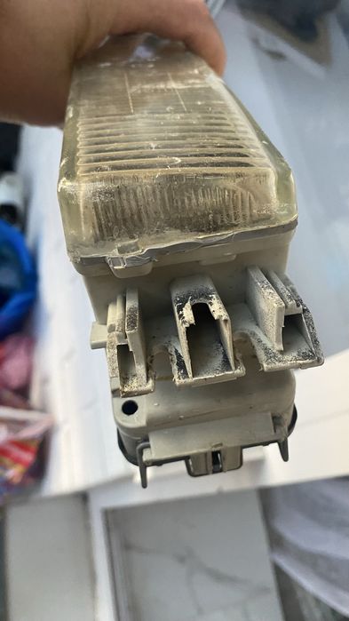 Продам фонари задние