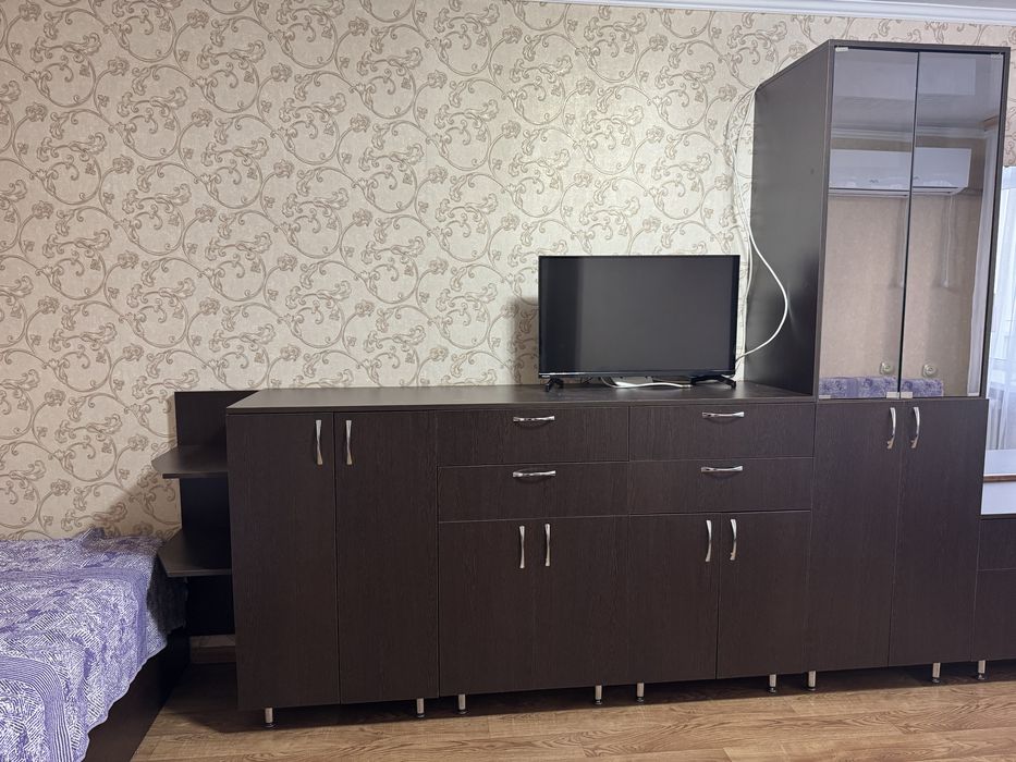 Продам кровать со шкафами - торг есть