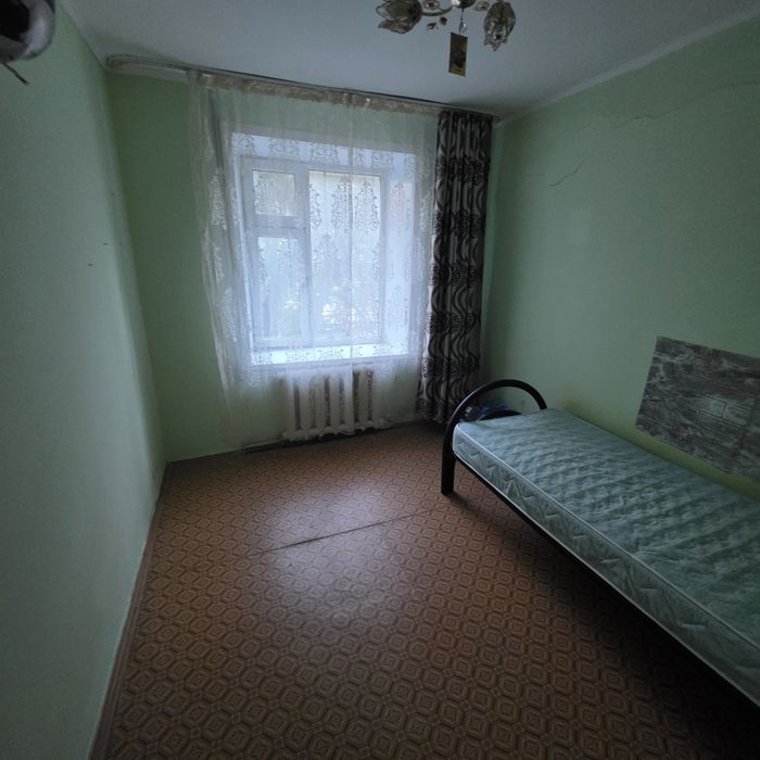 Сдам 3 х комн центр Революция