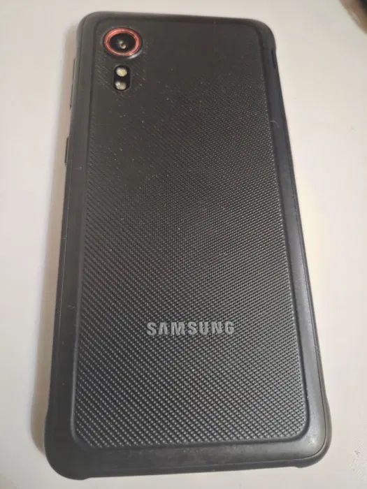 Телефон Samsung Galaxy Xcover 5