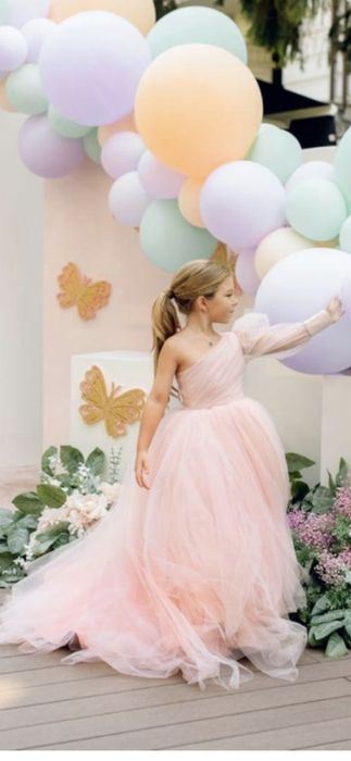 Rochie roz printesa superba 6-8 ani