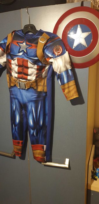 Оригинален детски костюм за Хелоуин - Капитан Америка с мускули ,маска