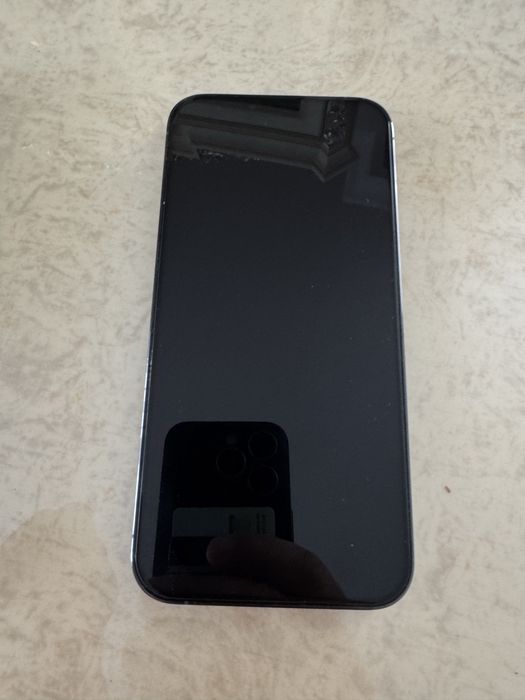 Мобильный телефон