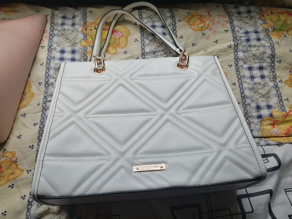 Маркови дамски чанти