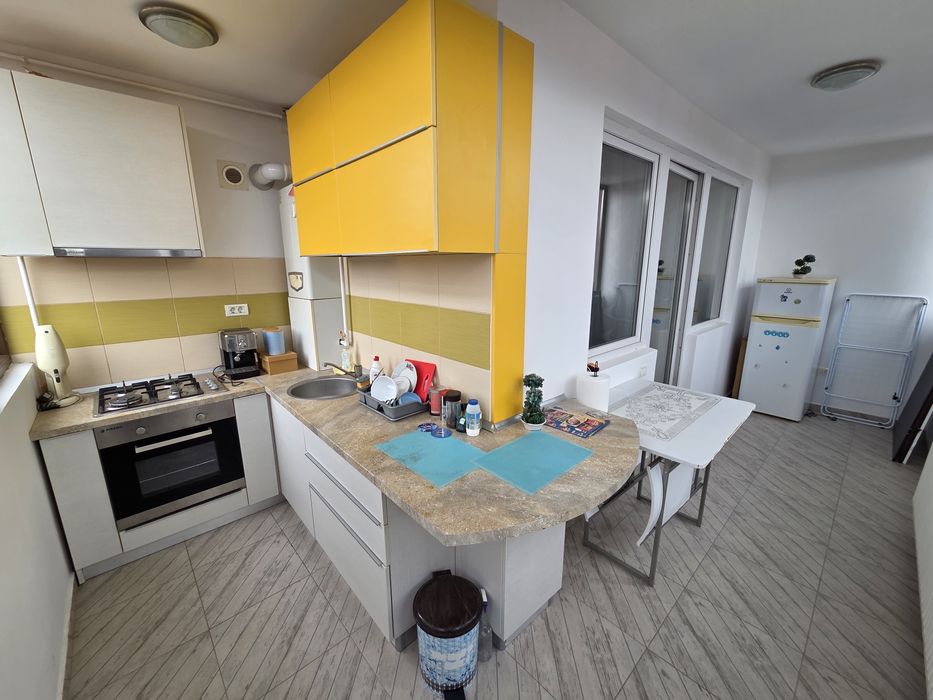 Proprietar vand  apartament 2 camere  Residence Militari