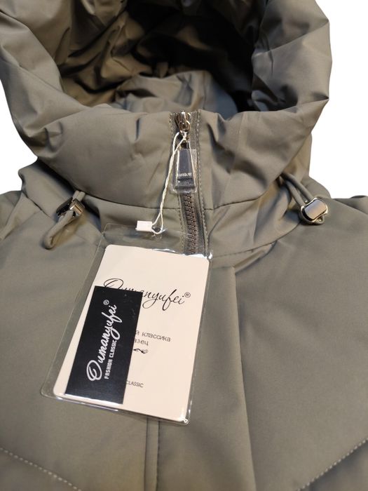 Продам женские куртки