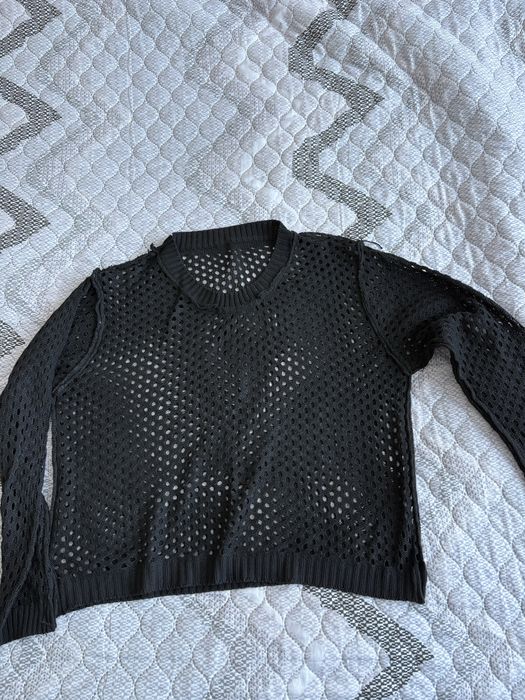 Кофты женские черная и белая в сетку