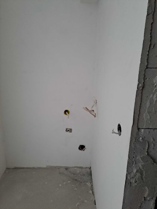 Продава се Двустаен апартамент в Плевен, Дружба 1 - 89 кв.м за 1050 €/кв.м - Снимка #6