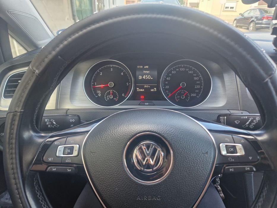 VOLKSWAGEN Golf 2014 — imagine 3