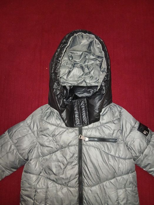 Двухсторонняя женская куртка — стильная и практичная модель