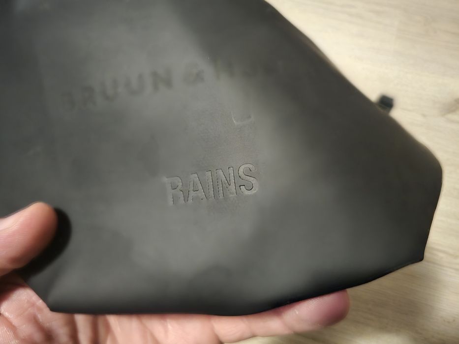 Rains водоустойчива чантичка банан