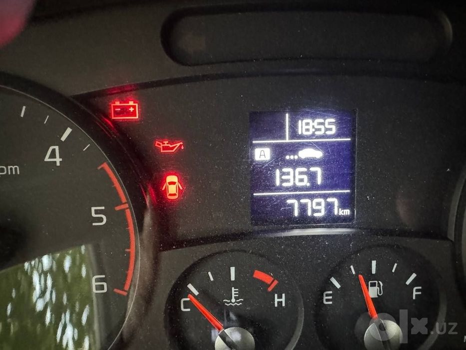 Kia Bongo Srochno Sotiladi !!!