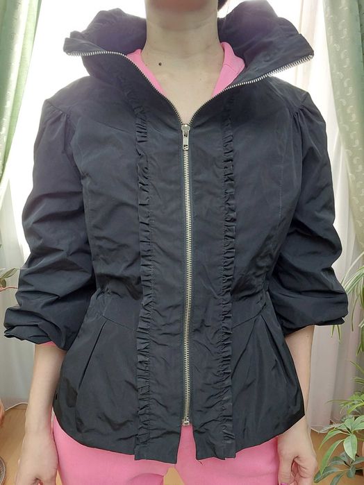 Красивая легкая куртка