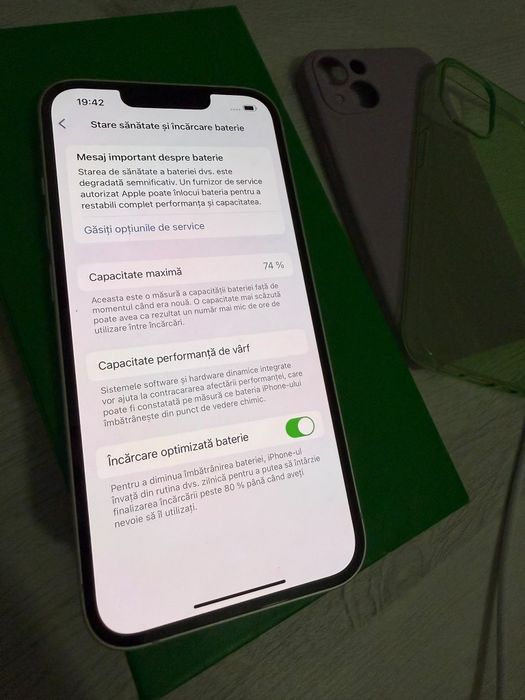 Vând iPhone 13 stare buna