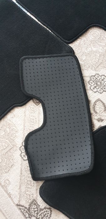 Автомобильные коврики