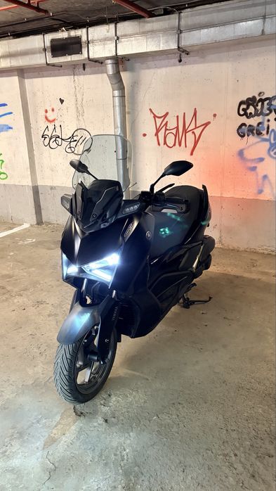 Yamaha x-max 125 tech max - scooter