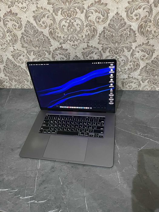 MacBook Pro 2019 16-inch, Core i7 2.6GHz, 16 RAM, 512 SSD