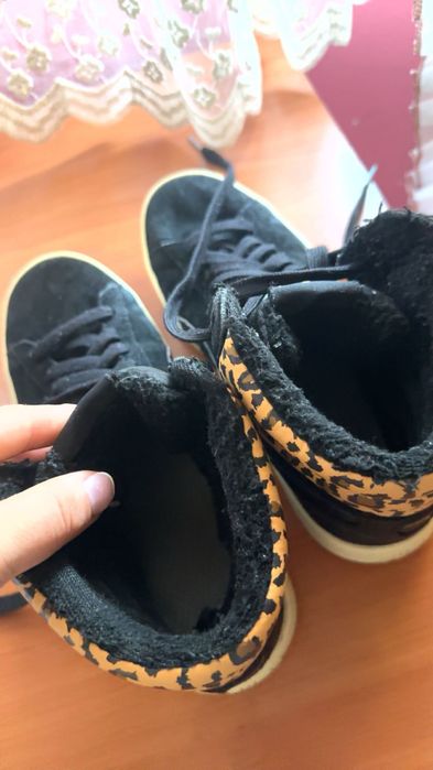 Оригинални кецове на Puma 38 номер