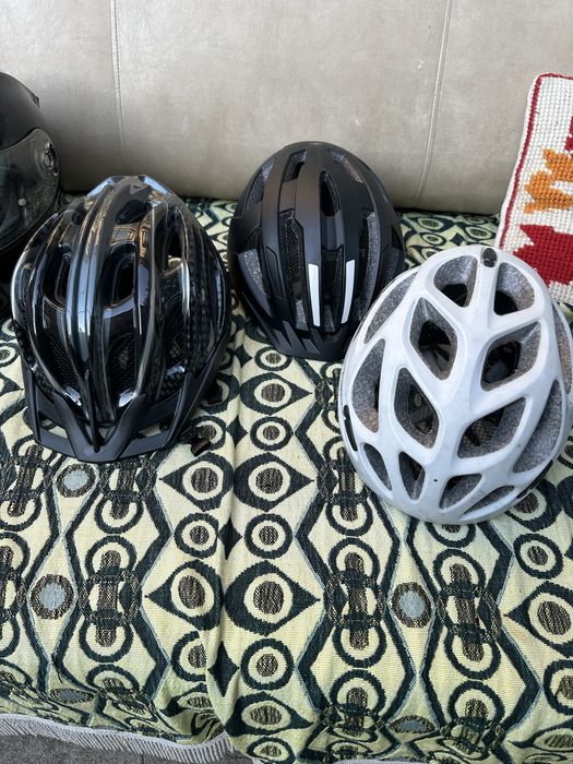 Комплект от 3 броя каски за колело