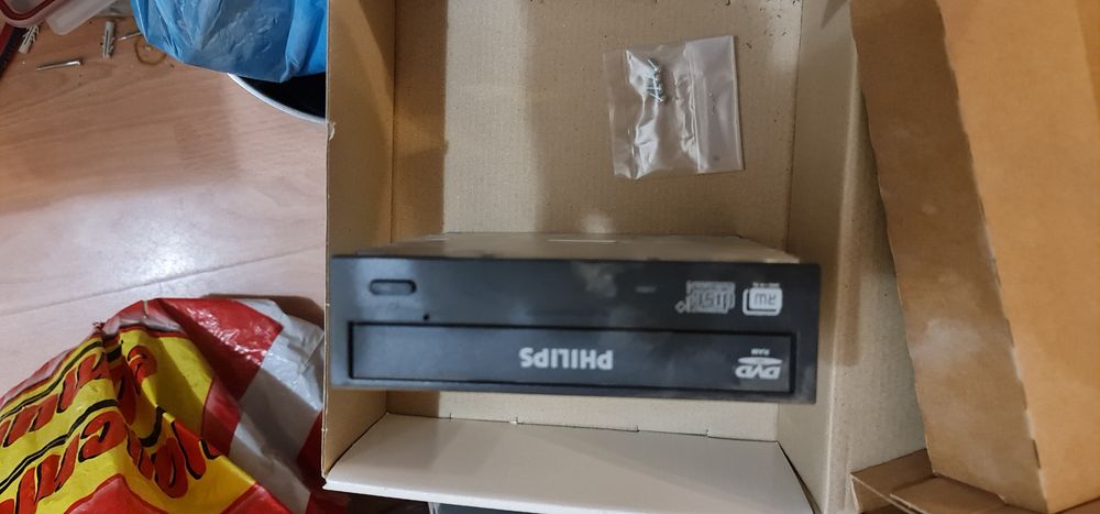 DVD записвачка Philips