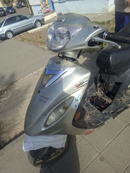 Продам мопед нет свечи долго стоял