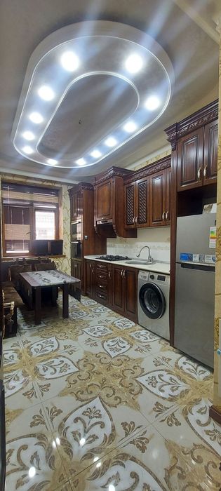 Себзор 3/8/8 Ж/К Golden House Узок муддатга Берилади