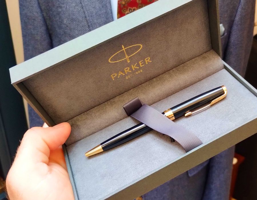 Pix stilou PARKER - negru luxury cu auriu + cutie originala
