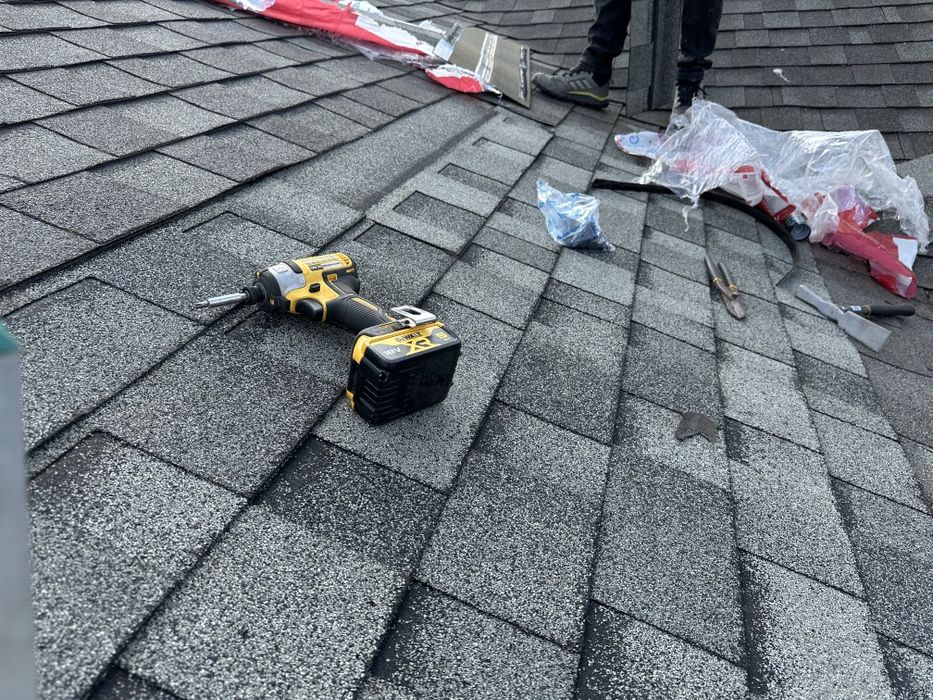 Servicii de reparare si intretinere acoperis