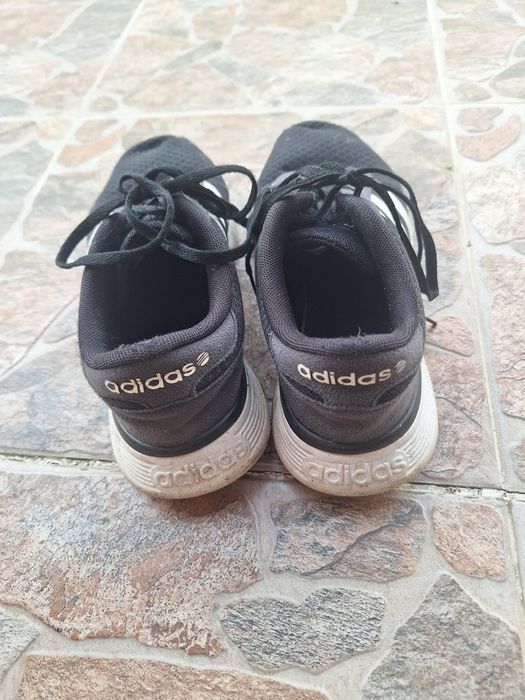 Маратонки адидас 37 номер оригинални