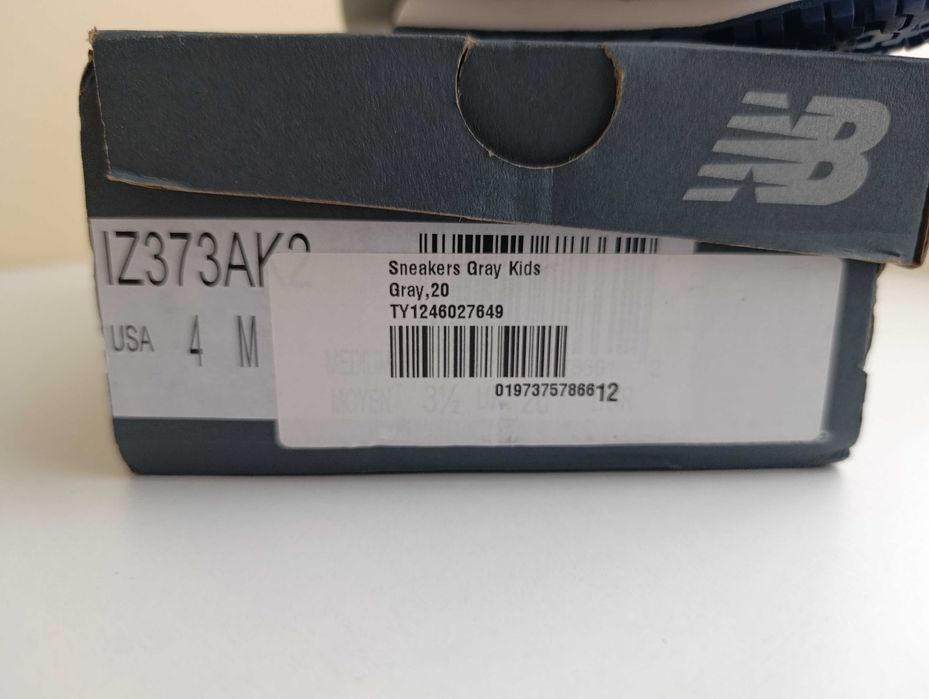 Бебешки/детски маратонки New Balance р-р 20