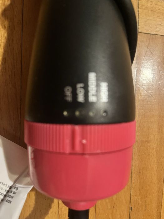 Perie par electrica ca aer cald 3in 1