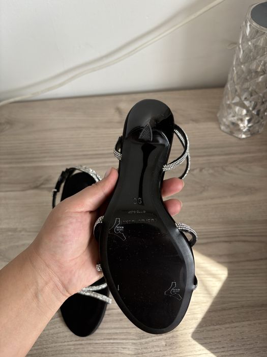 басоножки с стразами