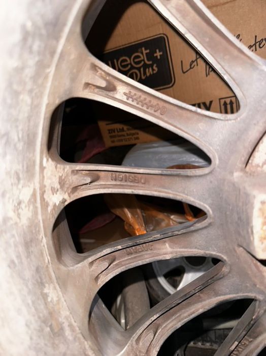 Mercedes Carlsson C/16 Джанти с гуми 18 цола