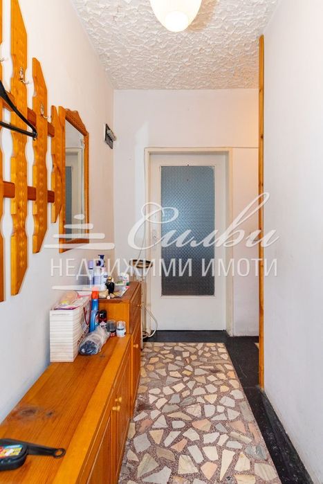 Двустаен СРЕДЕН апартамент - кв. Болница!