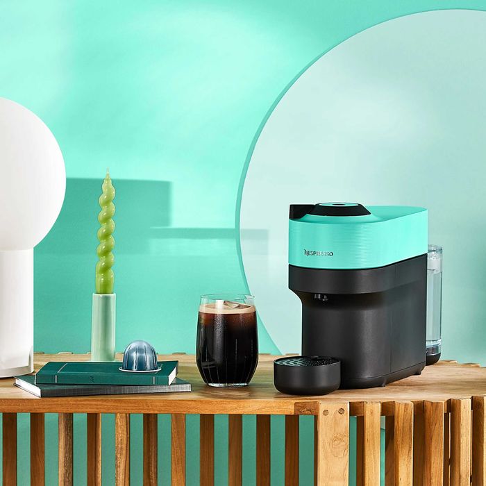 Кафе машина Nesspresso VIRTUO
