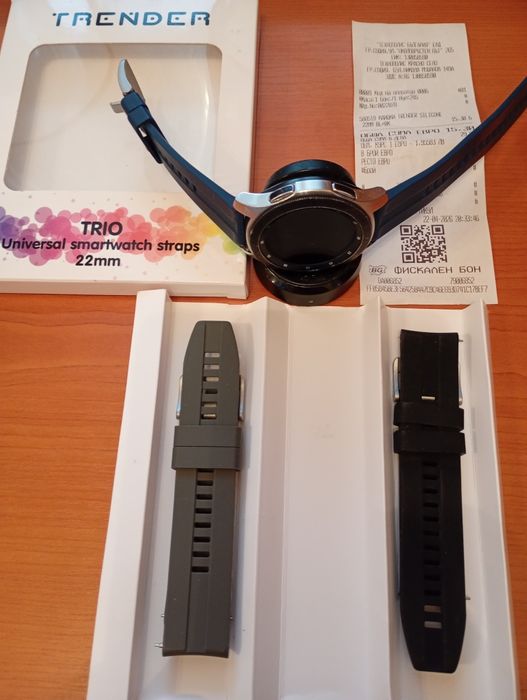 Samsung Watch.  Model - SM-R800