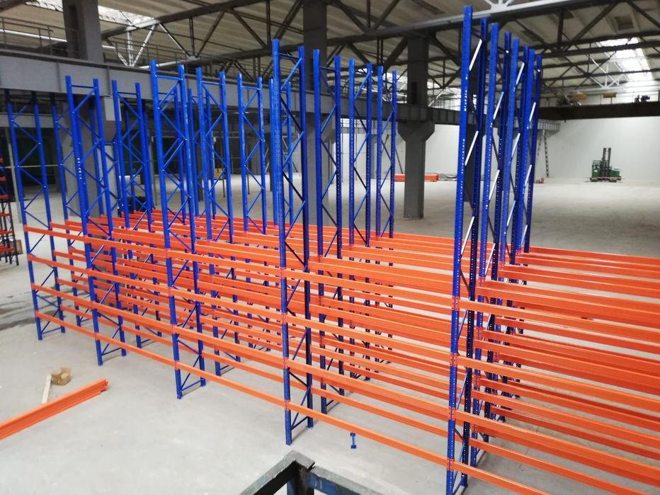 Rafturi metalice pentru magazine și depozitare