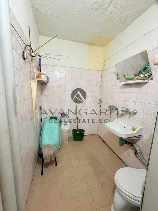 оф.25629 Двустаен с три отделни стаи/ Панаира