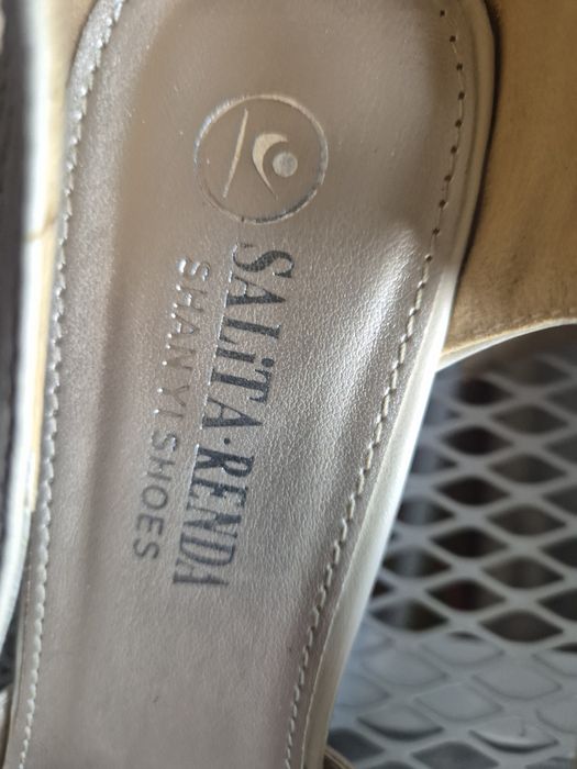 Женская обувь новая