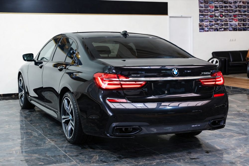 Bmw G11 750XD 400 CP 2017/06 M PERFORMANCE 240.000 KM IMPORT BELGIA