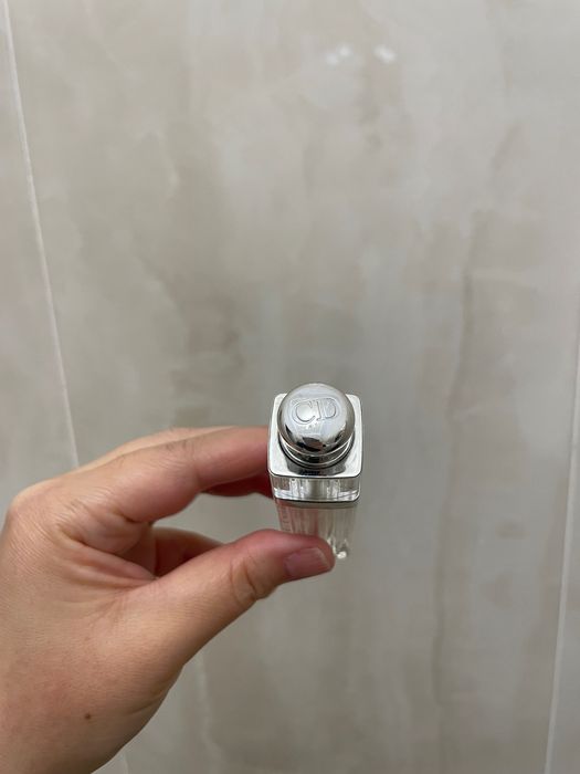 Помада для губ Christian Dior и MAC