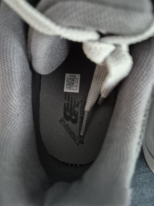 маратонки  "new balance"