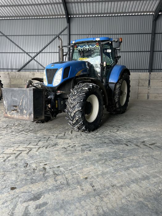 Vand new holland t7060