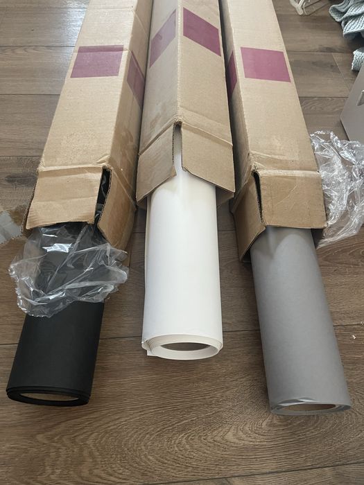 Vand 3 x Fundal foto Colorama 2.72 x 11 m – Alb, Negru și Gri | Vând separat sau la set