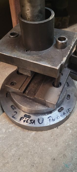 Stante matrite executam