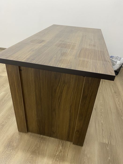Офисный стол +тумба для руководителей