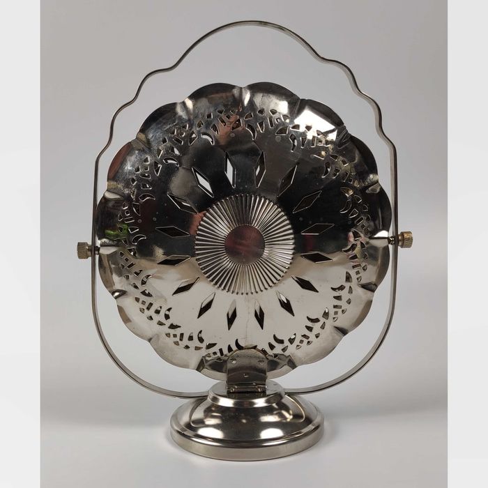 Сгъваема поставка за сладки