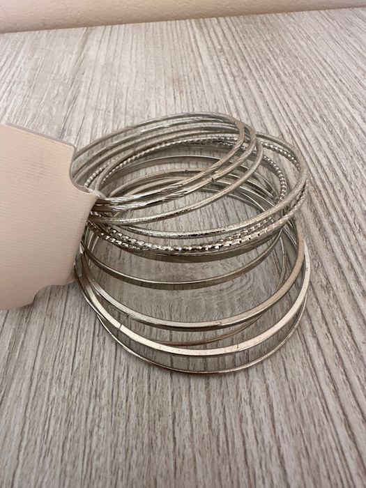 Комплект гривнии