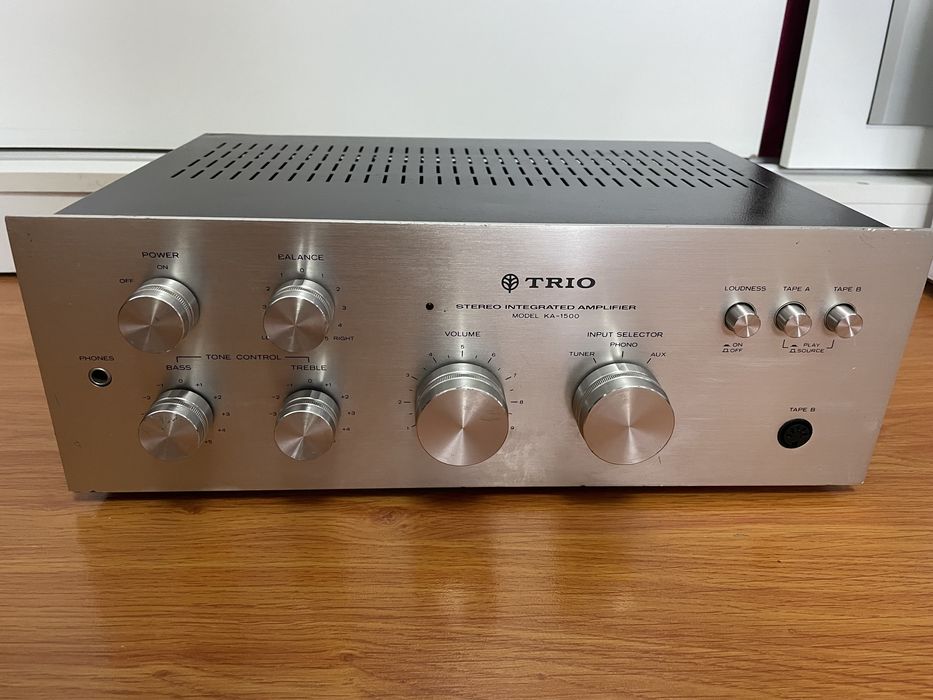 Trio KA1500 si Mitsubishi DA-U210